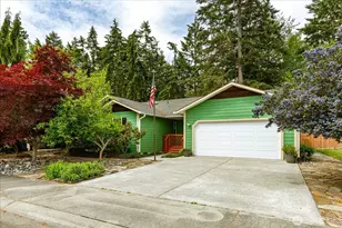 2301 SW Rosario Pl, Oak Harbor, WA 98277 - Photo 1