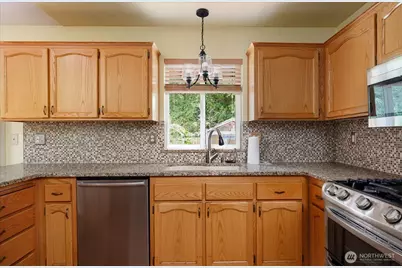 2301 SW Rosario Place, Oak Harbor, WA 98277 - Photo 7