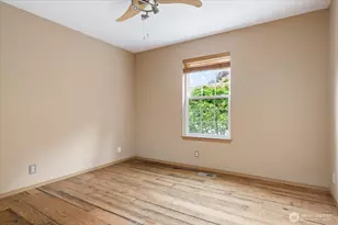2301 SW Rosario Pl, Oak Harbor, WA 98277 - Photo 17