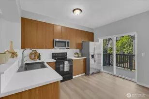 22653 Alder Crest Ln, Redmond, WA 98053 - Photo 9