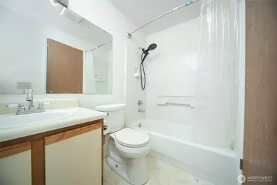 16817 Larch Way #D206, Lynnwood, WA 98037 - Photo 25