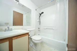 16817 Larch Way, Lynnwood, WA 98037 - Photo 25