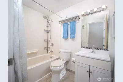 16817 Larch Way #D206, Lynnwood, WA 98037 - Photo 9