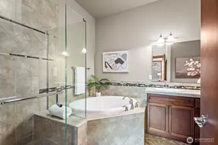 4005 NE 3rd Pl, Renton, WA 98056 - Photo 11