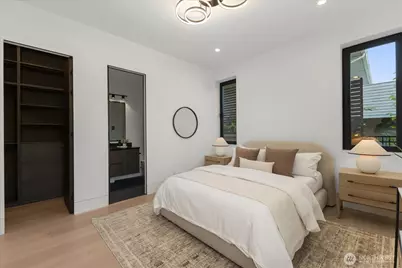 1331 102nd Avenue NE, Bellevue, WA 98004 - Photo 17