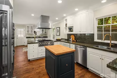 818 E Edgar Street, Seattle, WA 98102 - Photo 15