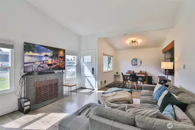 1513 Virginia Avenue, Everett, WA 98201 - Photo 3