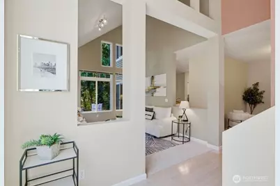 6699 SE Cougar Mountain Way, Bellevue, WA 98006 - Photo 3