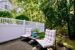 6699 SE Cougar Mountain Way, Bellevue, WA 98006 - Photo 17
