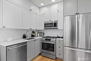 1428 24th Ave, Seattle, WA 98122 - Photo 5