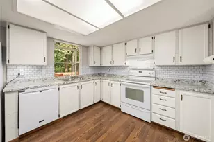 9927 63rd Ave Ct E, Puyallup, WA 98373 - Photo 7