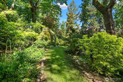 200 154th Place SE, Bellevue, WA 98007 - Photo 29