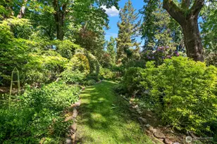 200 154th Pl SE, Bellevue, WA 98007 - Photo 29
