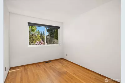 200 154th Place SE, Bellevue, WA 98007 - Photo 13