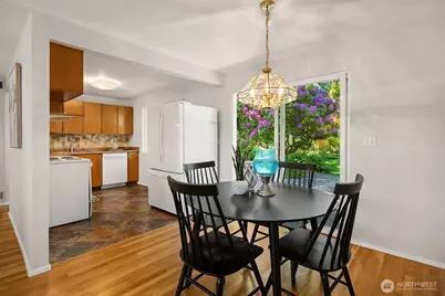 200 154th Place SE, Bellevue, WA 98007 - Photo 7