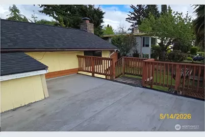 6703 S 120th Street, Seattle, WA 98178 - Photo 3