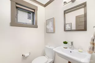 4840 40th Ave SW, Seattle, WA 98116 - Photo 15