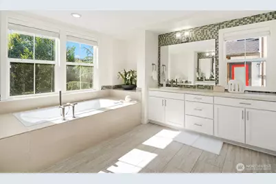 1270 Pine Crest Circle NE, Issaquah, WA 98029 - Photo 17