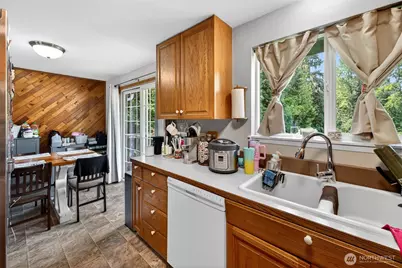 4216 W Tapps Drive E, Lake Tapps, WA 98391 - Photo 9