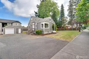 7611 27th St W, Tacoma, WA 98466 - Photo 3