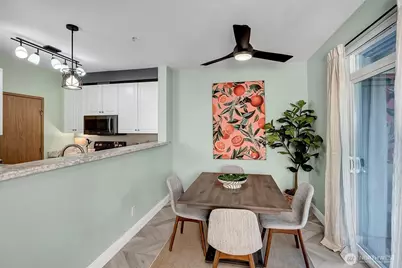 10825 SE 200th Street #E202, Kent, WA 98031 - Photo 5