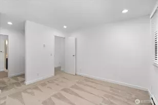 12517 NE 23rd Pl, Bellevue, WA 98005 - Photo 23