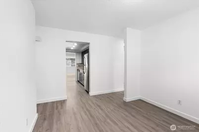 12517 NE 23rd Place #A3, Bellevue, WA 98005 - Photo 15