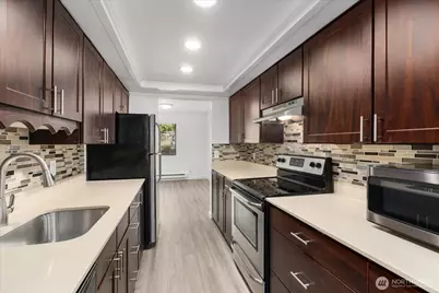 12517 NE 23rd Place #A3, Bellevue, WA 98005 - Photo 11