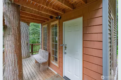 14121 Beaver Drive SE, Rainier, WA 98576 - Photo 9