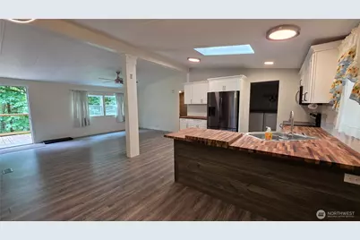 5170 Phillips Road SE, Port Orchard, WA 98366 - Photo 9
