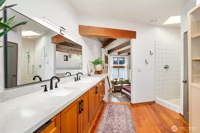 16223 Reitan Road NE, Bainbridge Island, WA 98110 - Photo 23