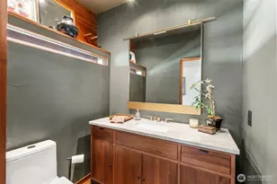 16223 Reitan Rd NE, Bainbridge Island, WA 98110 - Photo 15