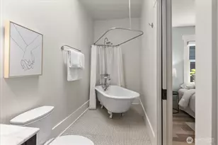 2629 E Valley St, Seattle, WA 98112 - Photo 15