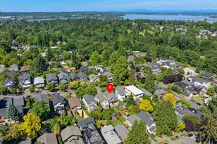2629 E Valley St, Seattle, WA 98112 - Photo 33