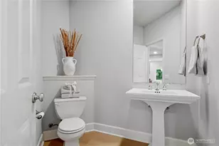 10115 NE 24th St, Bellevue, WA 98004 - Photo 19