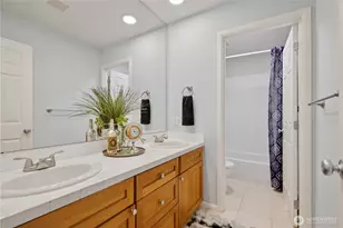 10115 NE 24th St, Bellevue, WA 98004 - Photo 29