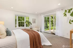 8980 Bay St NE, Bainbridge Island, WA 98110 - Photo 21
