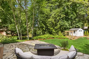 8980 Bay St NE, Bainbridge Island, WA 98110 - Photo 25