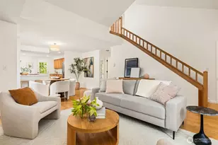8980 Bay St NE, Bainbridge Island, WA 98110 - Photo 9