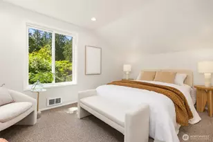 8980 Bay St NE, Bainbridge Island, WA 98110 - Photo 27