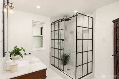 8980 Bay Street NE, Bainbridge Island, WA 98110 - Photo 23