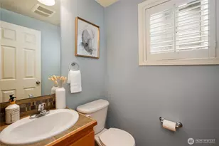 8505 Midvale Ave N, Seattle, WA 98103 - Photo 11