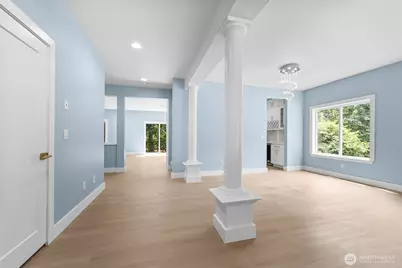 21927 45th Ave SE, Bothell, WA 98021 - Photo 3