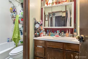 2701 Texas (2701-2709) St, Bellingham, WA 98229 - Photo 5