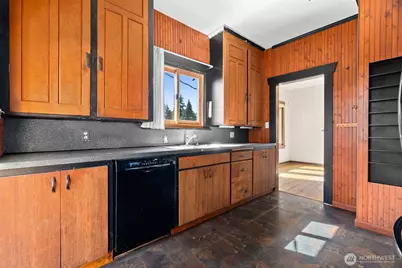 515 N 41st Street, Seattle, WA 98103 - Photo 13