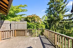 515 N 41st St, Seattle, WA 98103 - Photo 17