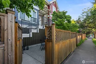 7316 Woodlawn Ave NE, Seattle, WA 98115 - Photo 3