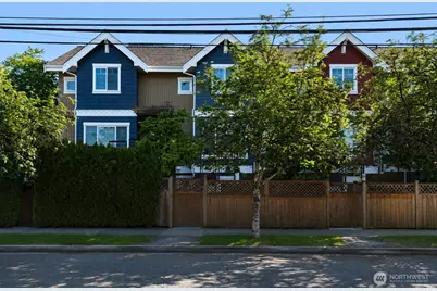 7316 Woodlawn Avenue NE, Seattle, WA 98115 - Photo 1