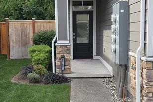 8702 E Gilman Ave, Arlington, WA 98223 - Photo 3