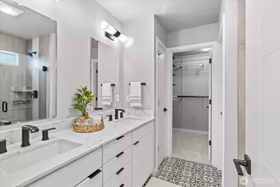 22505 70th Place W, Mountlake Terrace, WA 98043 - Photo 23